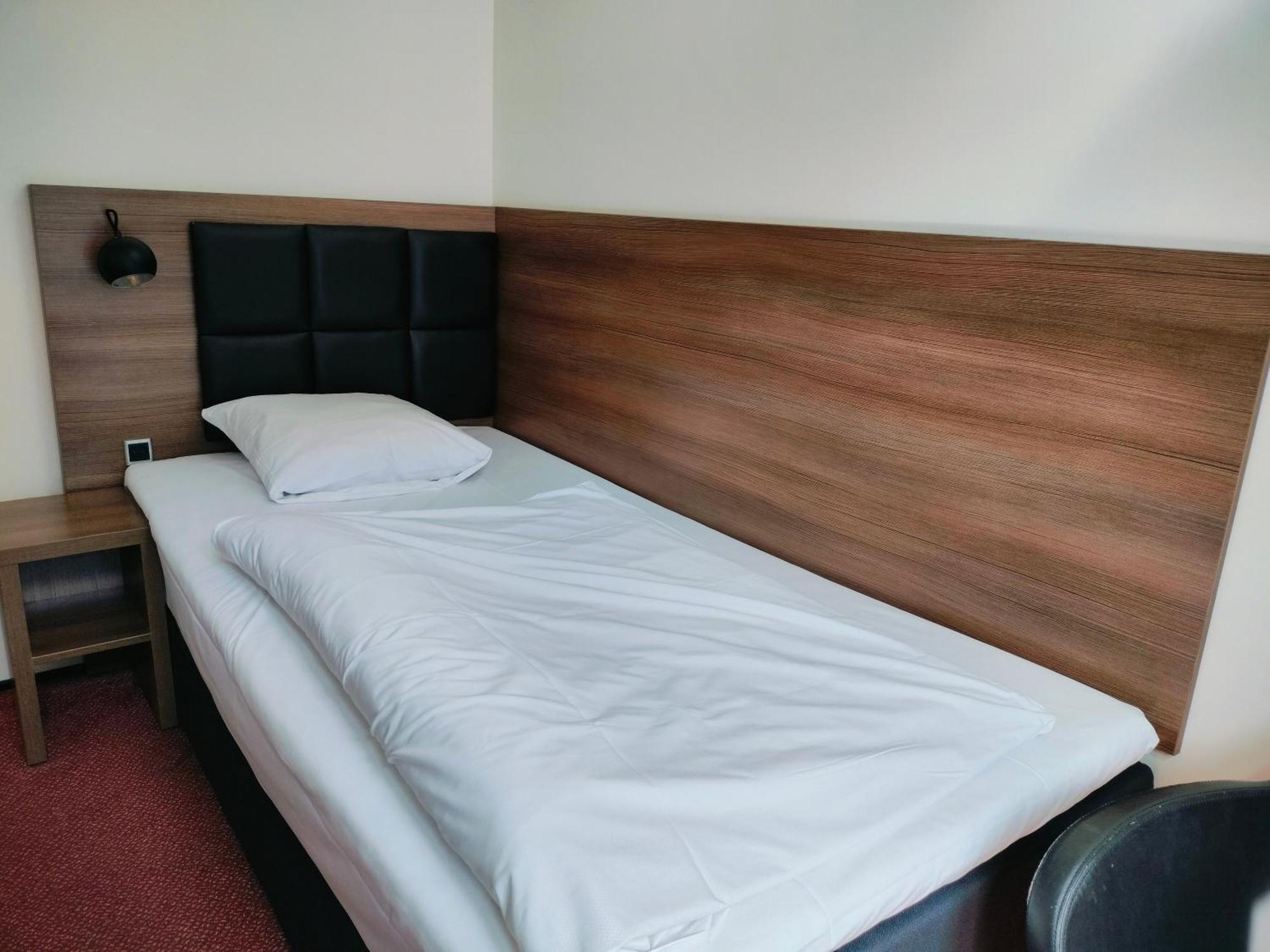 אולבורג Hotel Jomfru Ane מראה חיצוני תמונה